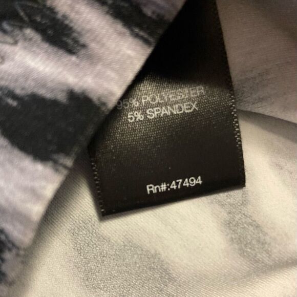 Animal Print long Sleeve crop top Small - Picture 6 of 6